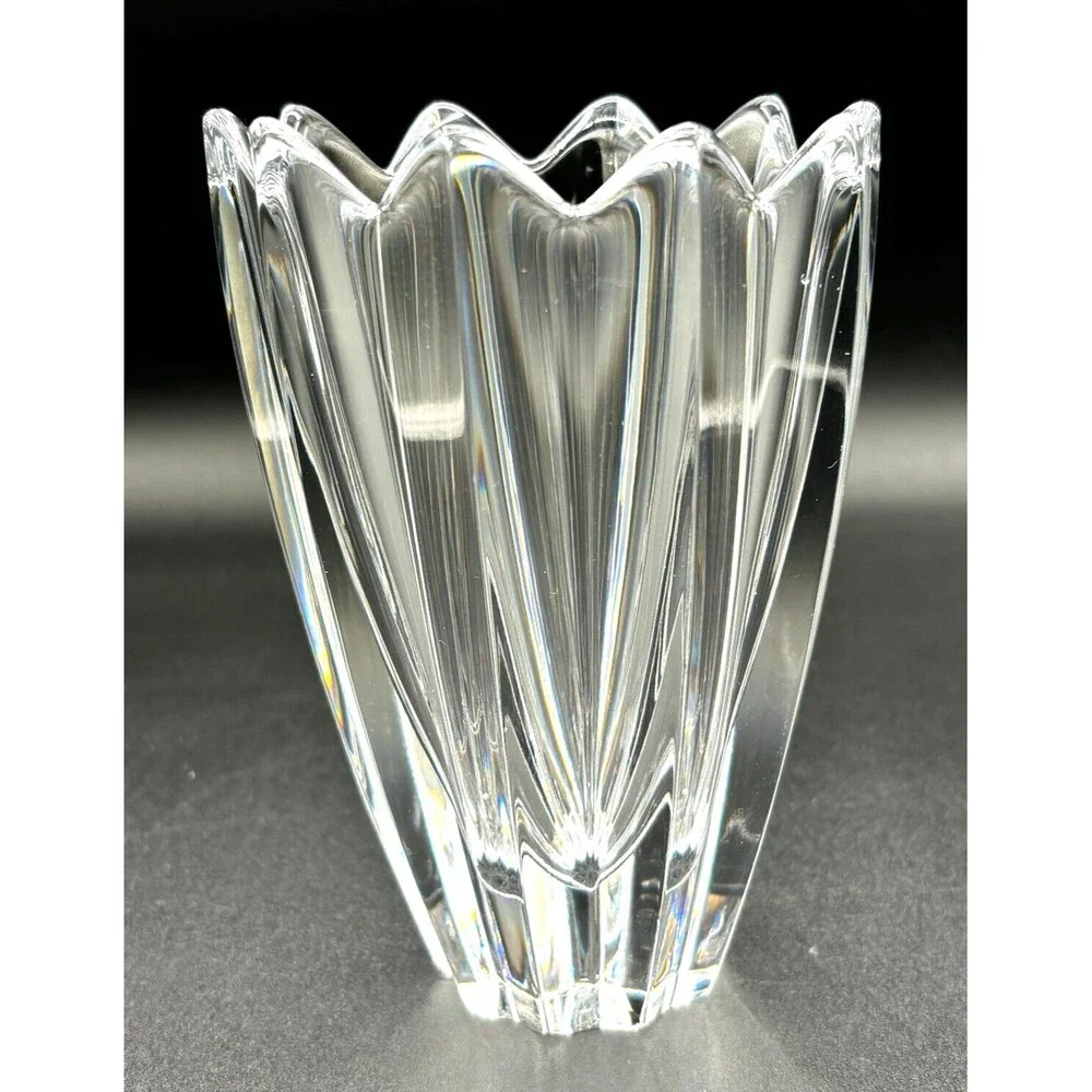 Vintage Orrefors Heavy Crystal Flower Vase Signed Made in Sweden 5.75” Gorgeous!